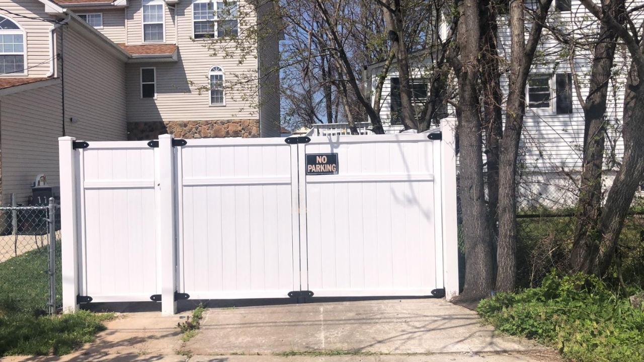 Cozzy Room With Private Entrance And Drive Way New York Exteriör bild