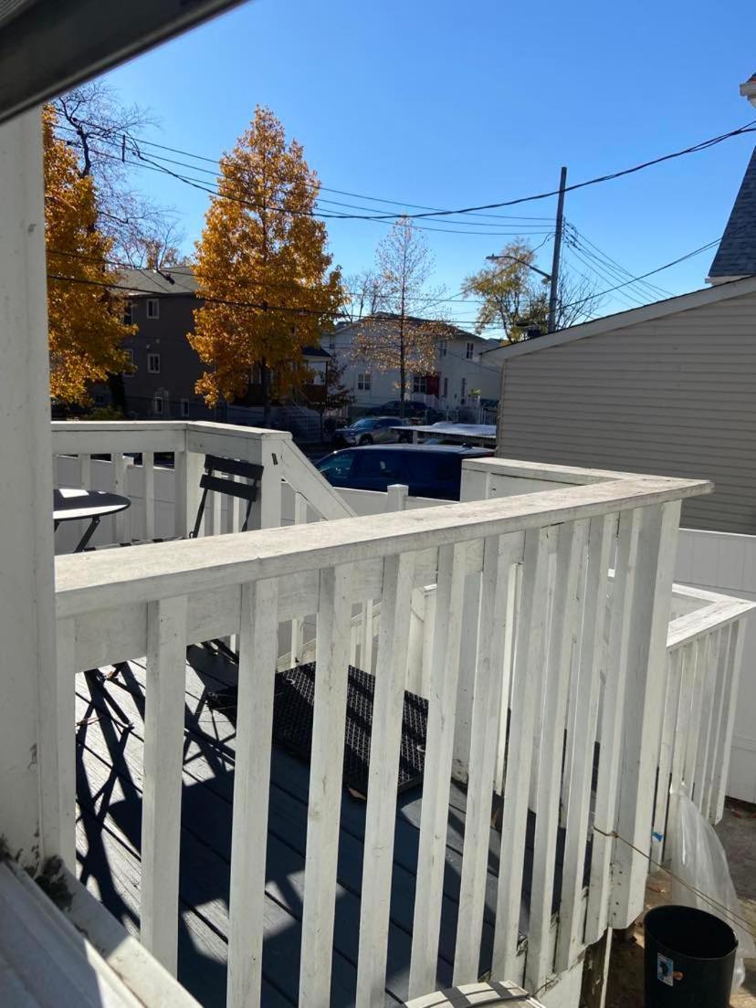 Cozzy Room With Private Entrance And Drive Way New York Exteriör bild